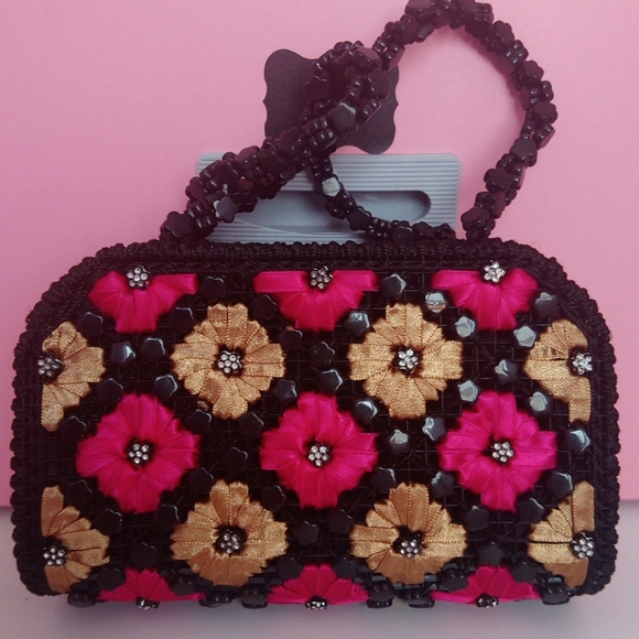 🎉HP🎉Hand Made Beaded Evening Bag - Picture 1 of 3